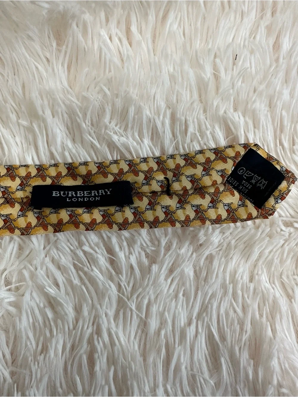 Burberry London Silk Tie Beige Gold Geometric Pattern Classic Luxury